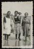 Ángeles de Castro con su madre Isidora Ruiz en Santander (Cantabria).