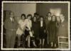 Ángeles de Castro junto a Jesús de Castro y otros familiares en Valladolid.