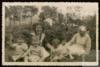 Los hermanos Miguel, Ángeles y Germán Delibes de Castro junto a Adolfo Delibes Liniers y dos empl...