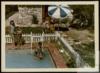 Los hermanos Miguel, Ángeles, Germán, Elisa y Juan Delibes de Castro, en la piscina de Sedano (Bu...