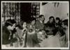 Familia Delibes de Castro celebrando las bodas de plata de Miguel Delibes y Ángeles de Castro en ...