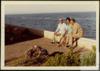 Miguel Delibes Setién con Ángeles de Castro y Narciso Yepes en Benidorm (Alicante).