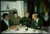 Miguel Delibes Setién comparte mesa con Lola Herrera y Ramón García.