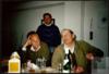 Miguel Delibes Setién con su hijo Juan Delibes de Castro en la finca de Barrax-La Roda (Albacete).