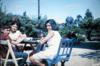 Ángeles, Elisa y Juan Delibes de Castro junto a otro niño durante sus vacaciones en Salinas (Astu...